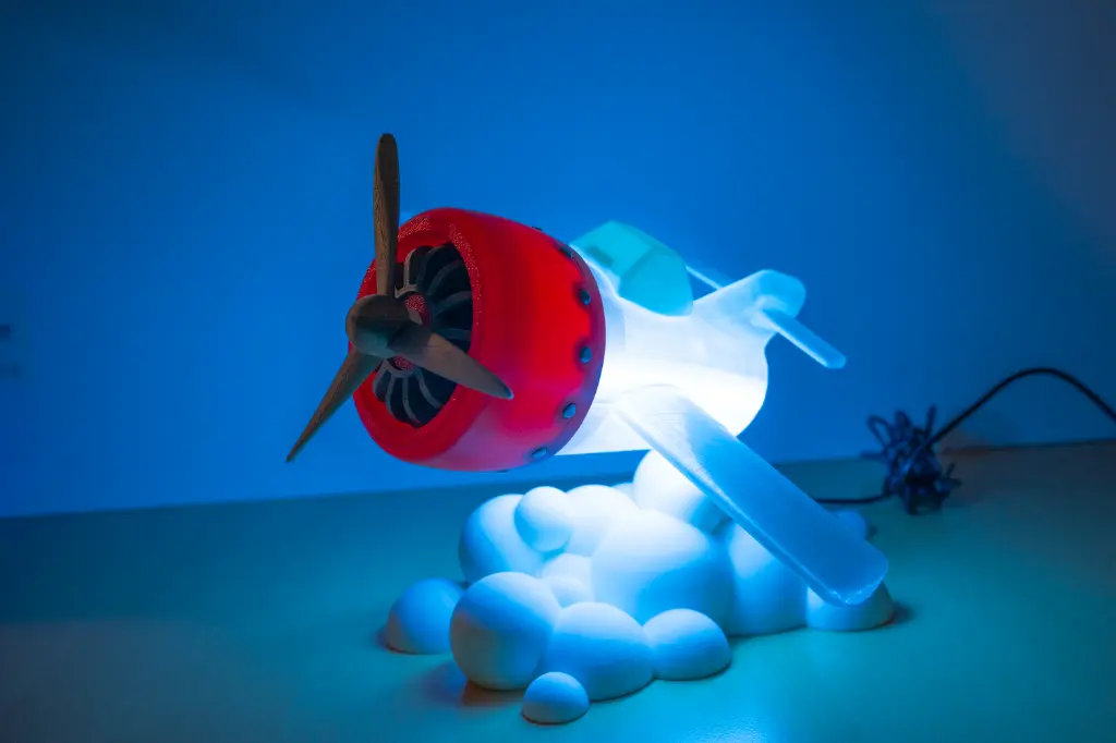 lampe avion translucide iceblue 5.webp